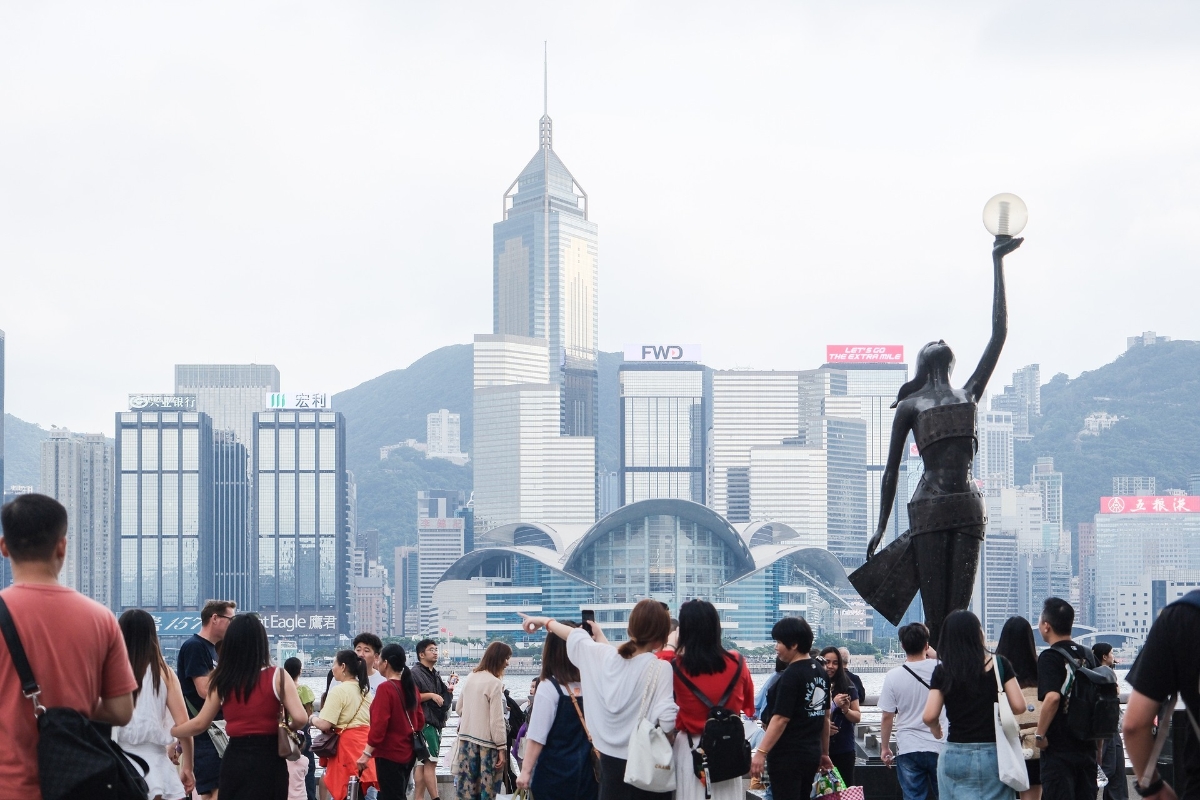 大陸恢復深圳珠海赴港澳遊寬鬆簽注將活絡香港旅遊市場。圖/取自香港中通社 