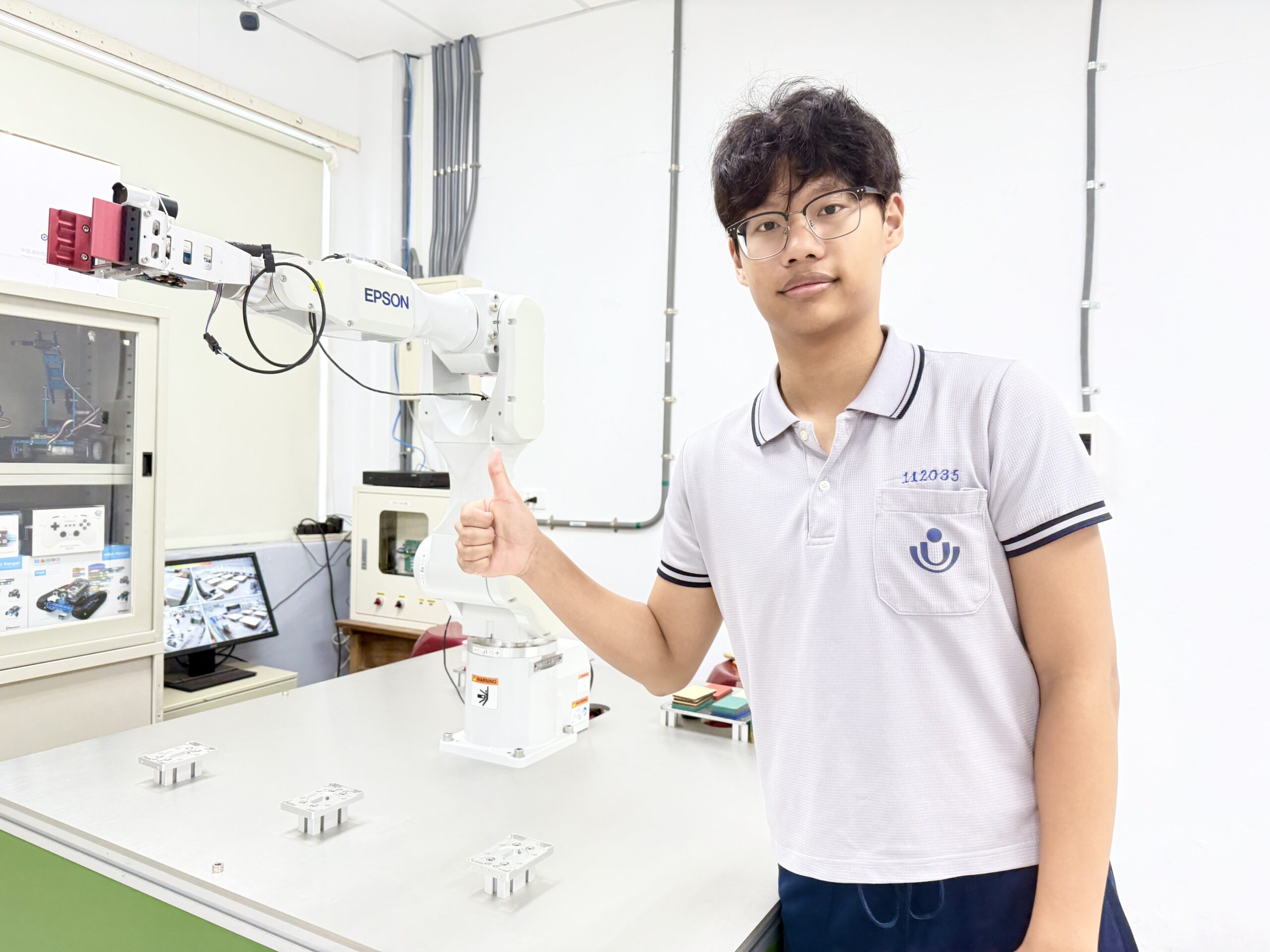 新住民母親的愛心便當-賴威利二信六年繁星登上台科大 4 ABBF64A0 C83B 4ECA 822A 0907D1B6D334 scaled