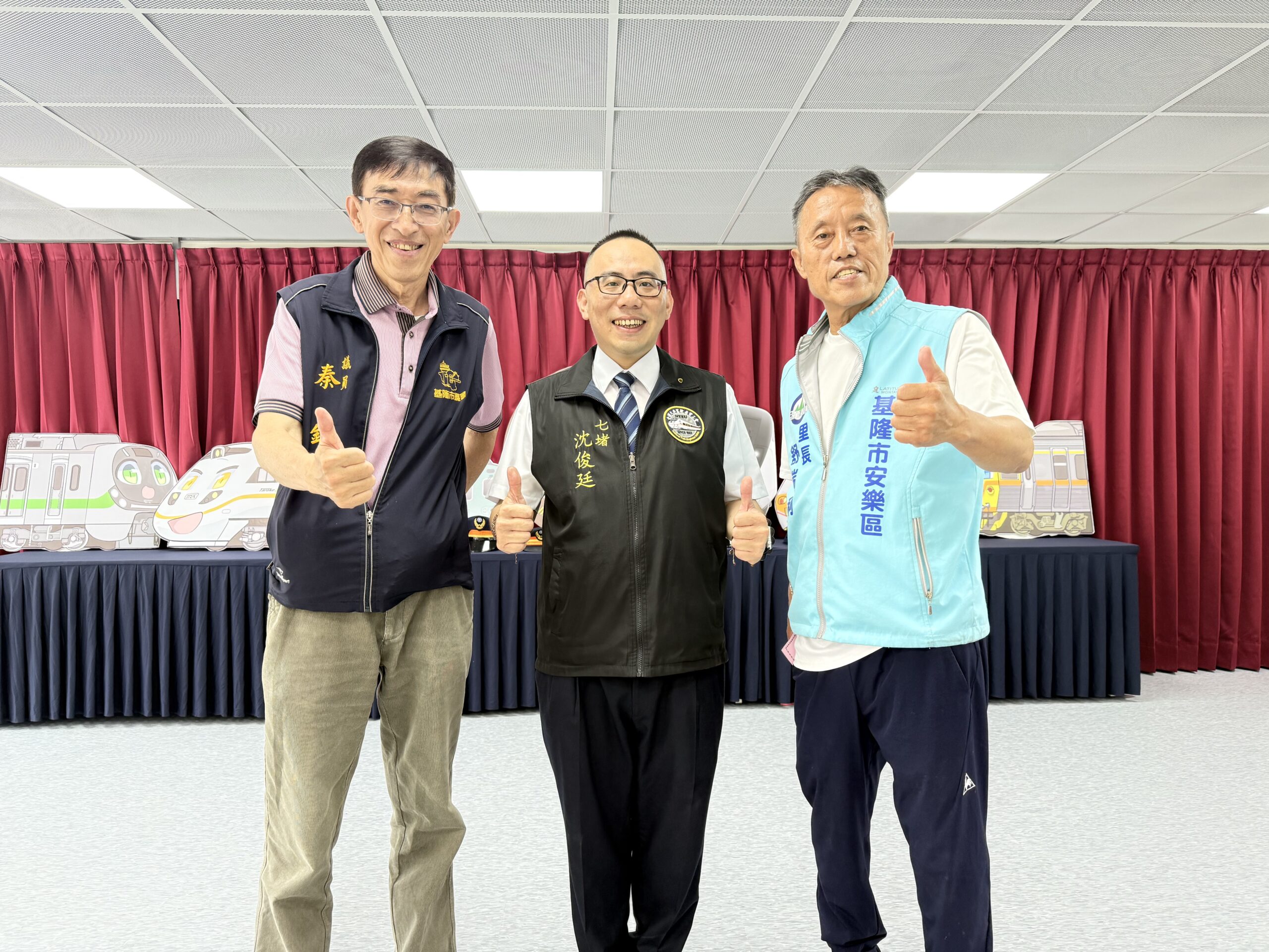 五福里火車里長舒瑞利舉辦認識火車活動場面溫馨熱鬧 6 AD79D3A6 710F 4170 9A84 ED1CB59DA717 scaled