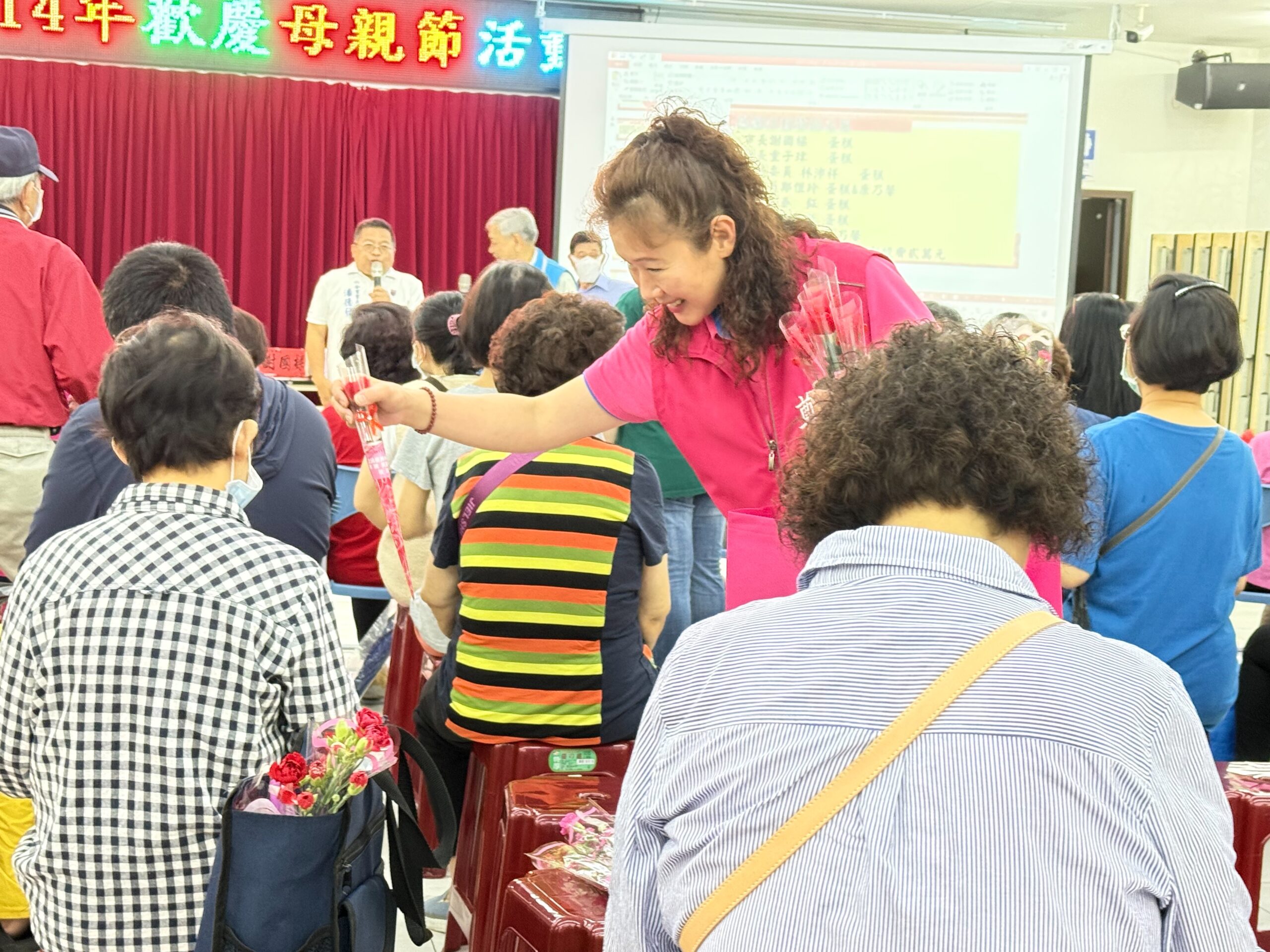 基隆市六合里母親節活動溫馨有愛感人心 4 S 72515608 scaled