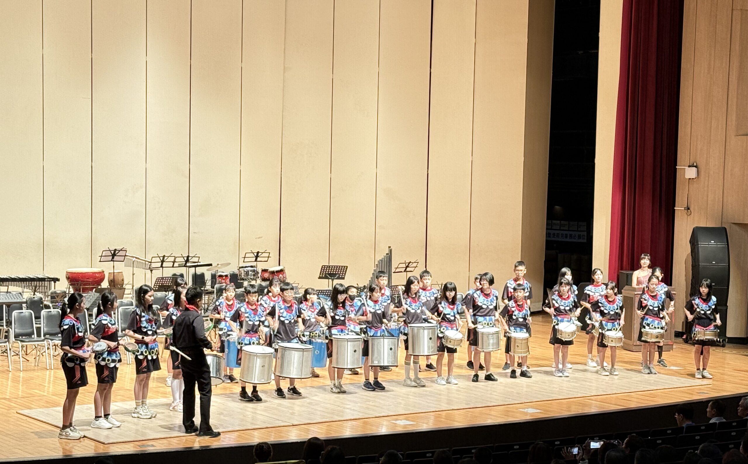 東信國小「跨界響樂・音樂無界」聯合音樂會感動全場 4 D8E5C7A0 2DC4 474C B361 8FDF74BDBC33 scaled e1750430707279