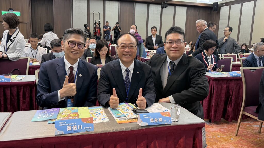 首屆「2025台灣觀光永續獎」李奇嶽榮獲「永續觀光傑出人物獎」 6 S 97427550