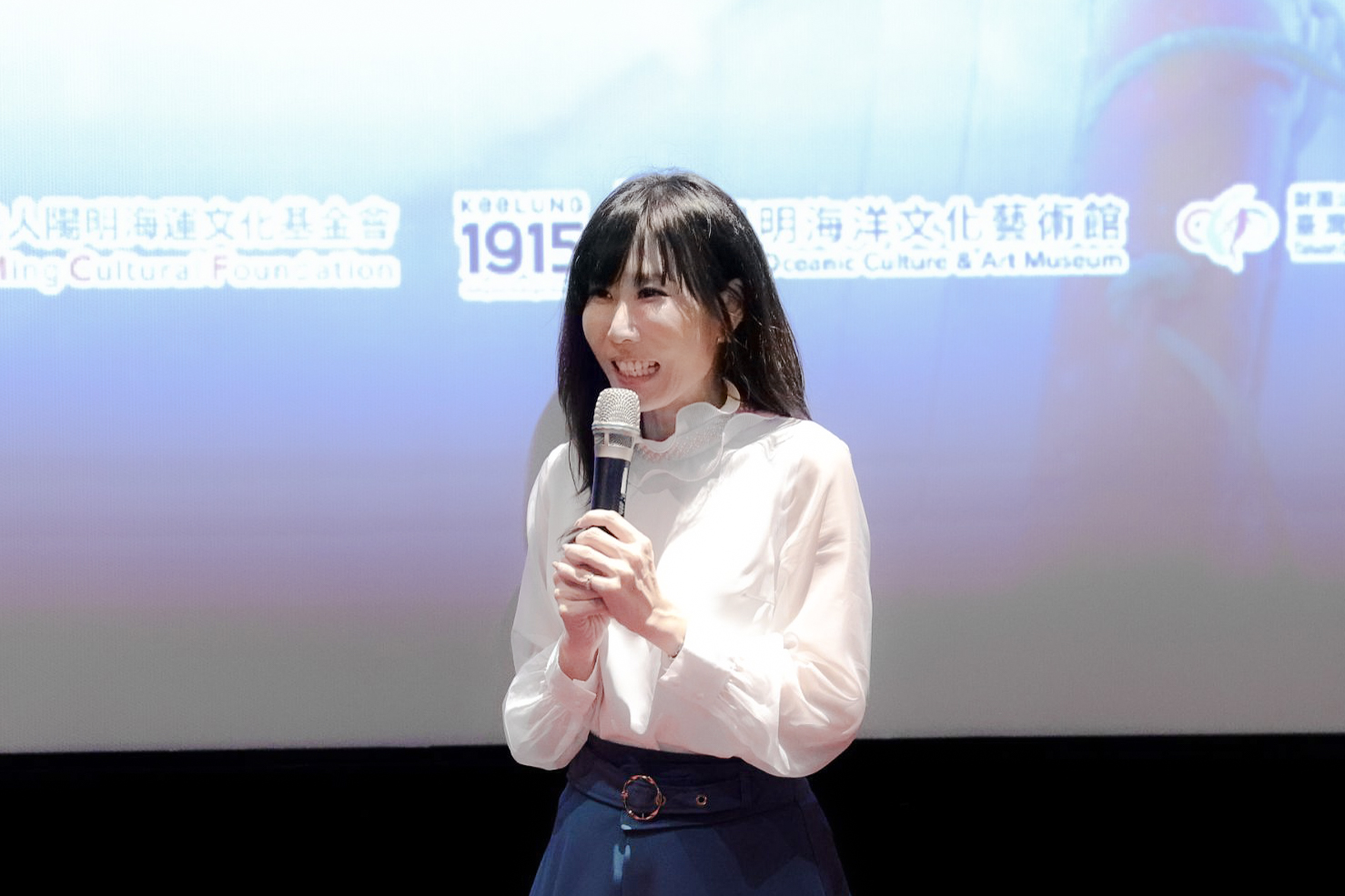 海大舉辦《守護我們的星球》電影座談會 舒夢蘭導演親臨會談 6 舒夢蘭導演感謝海洋大學多年來在學術與實務層面對其生態紀錄工作的支持