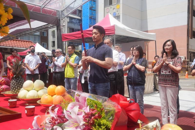 民進黨立委吳沛憶今天（13日）痛斥北市府針對一年前的幼兒園狼師案處置不當，台北市長蔣萬安親上火線回應。圖為其日前出席敬老院動工儀式。圖／中央社 