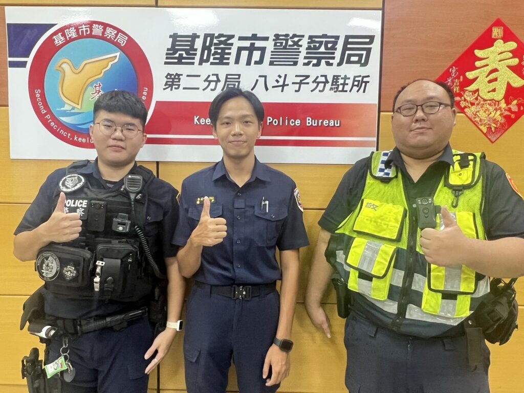 兩老翁接連路倒 基警出動急救援 1 1753779903096 1