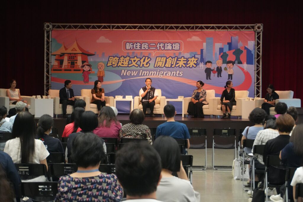 新住民二代論壇登場 台中市府攜手新住民打造多元共融城市 2 新住民二代論壇台中登場 市府攜手新住民打造多元共融城市 2