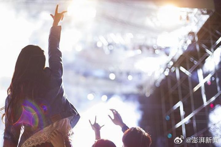 一場演出點燃一座城市!周杰倫三亞演唱會帶動45.3億消費 2 2025年大陸演唱會市場全面復甦,北京2025年上半年即舉辦演唱會與音樂節74場。圖/取自澎湃新聞微博