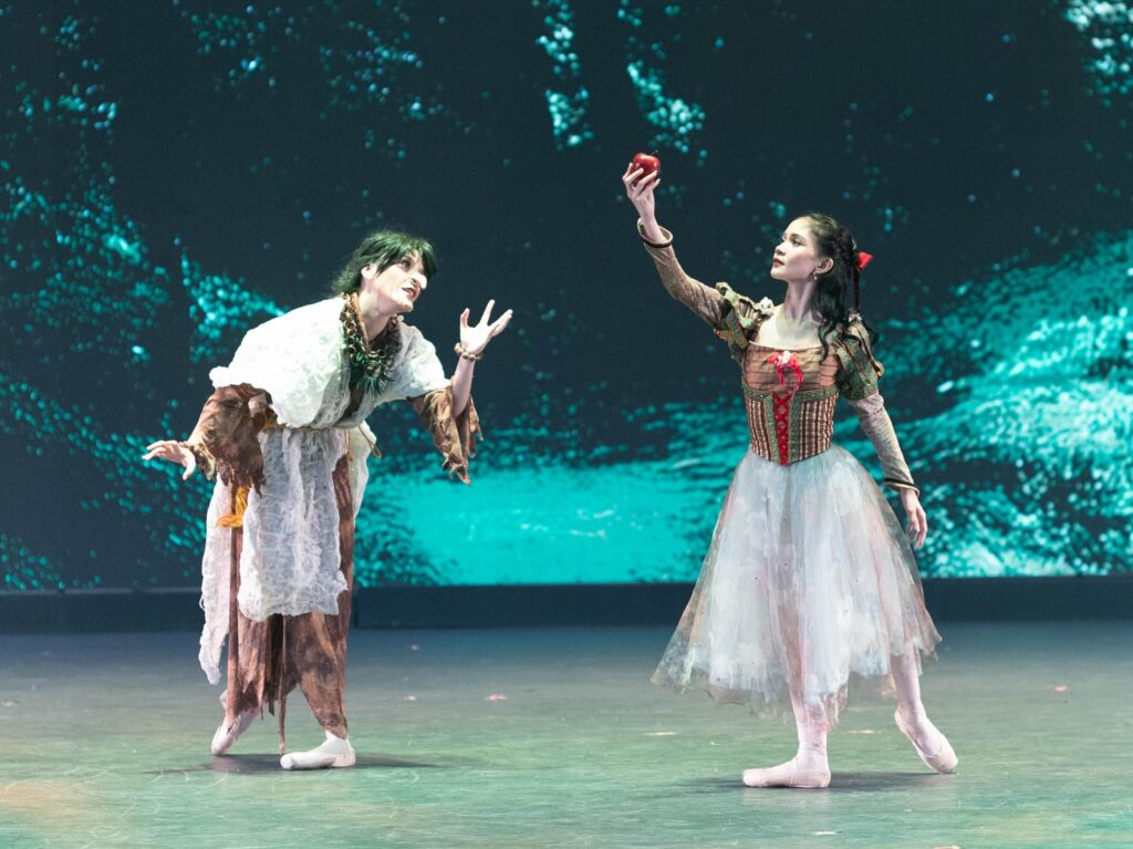 敦青舞蹈團X中壢青少年芭蕾XBallet Manila《白雪公主 Snow White》