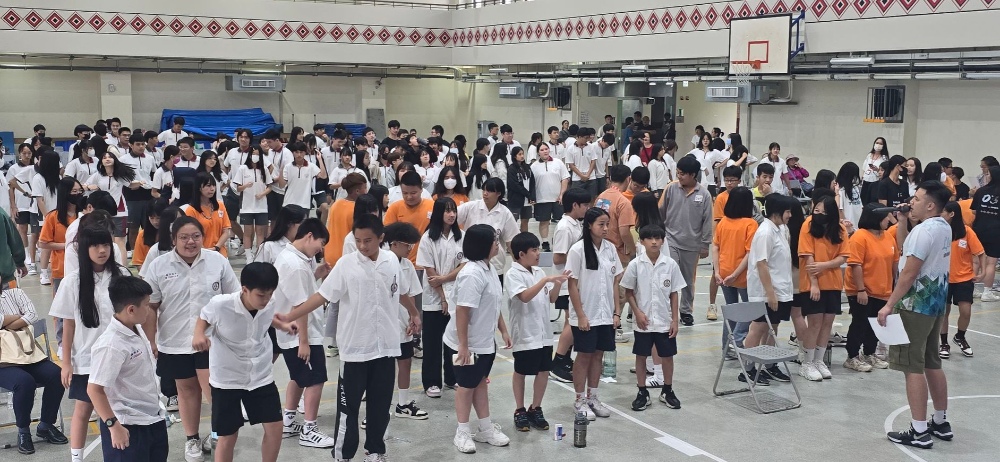 一個台灣人在難民營的日子 魯瑪夫博士羅浮高中專題演講 3 圖▲魯瑪夫博士勉勵學生活出影響力。